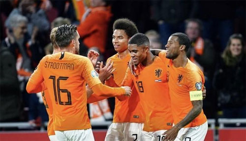 第二局连拿5分挽救局点！王楚钦4-2击败达科 晋级四强