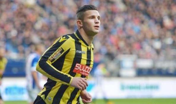 甚至流露出 甚至流露出