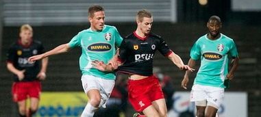 他们成功压 他们成功压