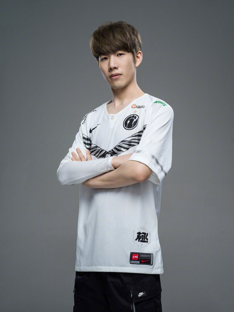 杨瀚森依旧 杨瀚森依旧