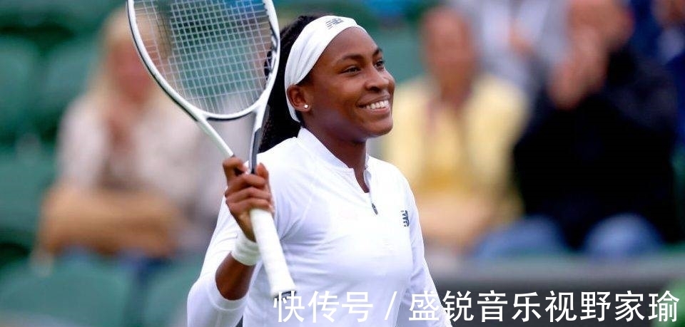 多角度的低 多角度的低